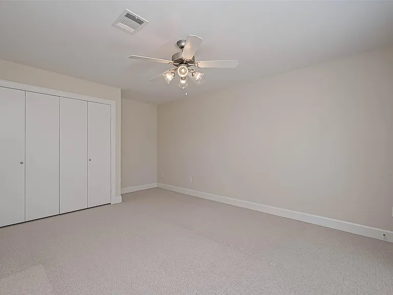 650 Westcross St #85 — Photo 5