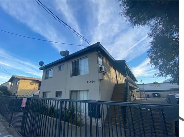 13554 Cantlay St #8, Van Nuys, CA 91405
