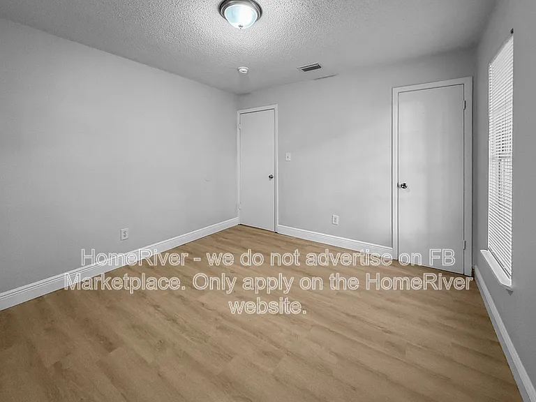 1111 W 2nd St — Photo 11