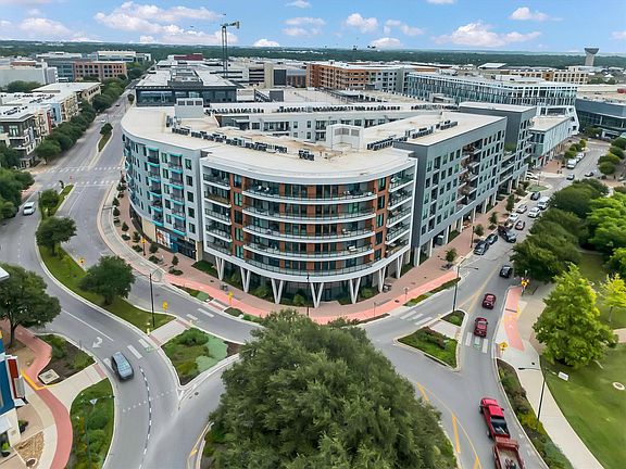 3rd image of 1701 Simond Ave #226