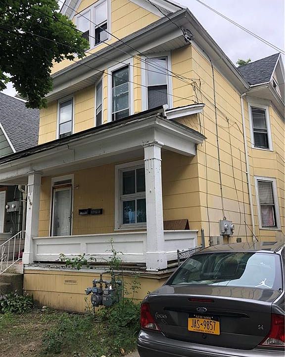 2nd image of 110 Domedion Ave