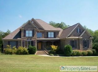 8404 Parkchester Pl, Oak Ridge, NC 27310