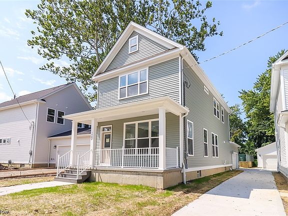 2nd image of 1482 E 123rd St
