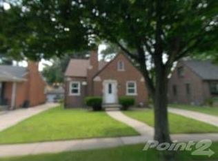15560 N Park Ave, Eastpointe, MI 48021