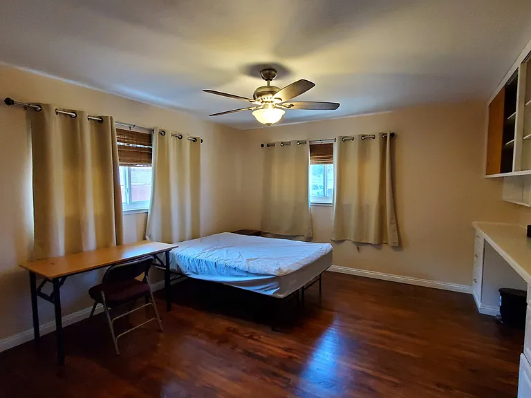 1106 W Churchill St #1 — Photo 9