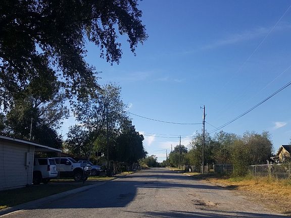 3rd image of 709 S Garcia Ave
