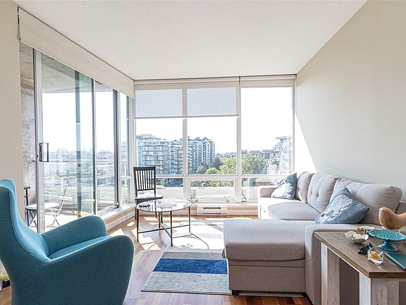 5th image of 160 Wilson St #810