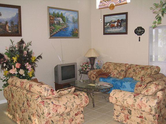 3rd image of 6365 Avocado Dr