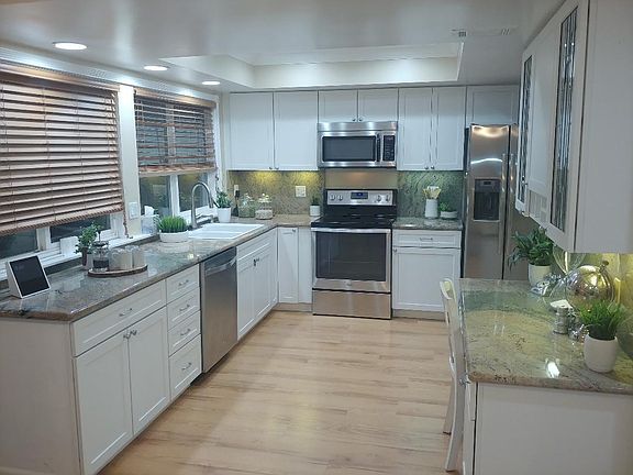 3rd image of 7096 Indian Wells Ct