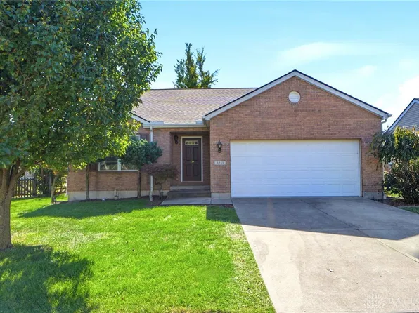3251 Sycamore Woods Ln, Hamilton, OH 45011