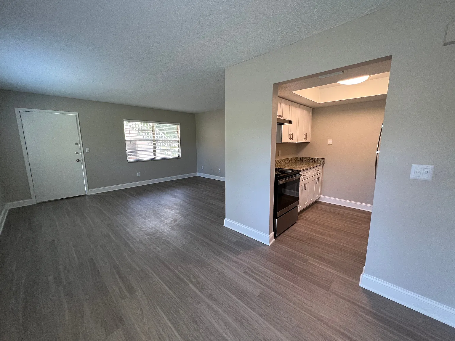 4700 46th Ave N Unit #3 — Photo 3