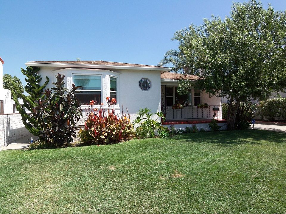 Traditional Beauty in El Cerrito!