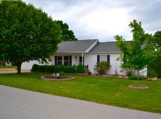 118 Sunny Ln, Branson West, MO 65737