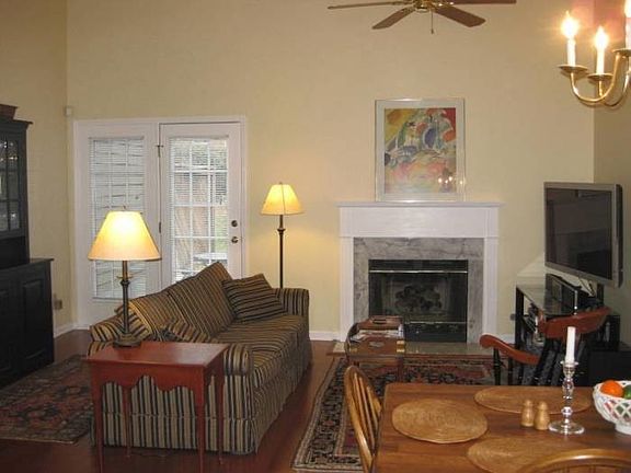 5th image of 6 Forest Green Dr