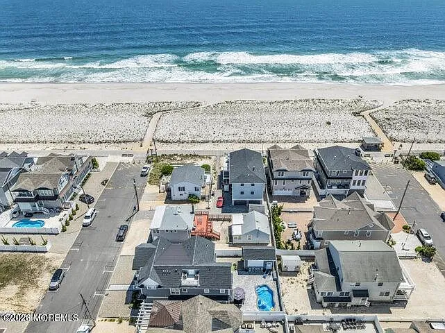 3 bed, $7,500 — Photo 3