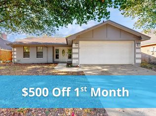 3914 Winston Dr, Denton, TX 76210