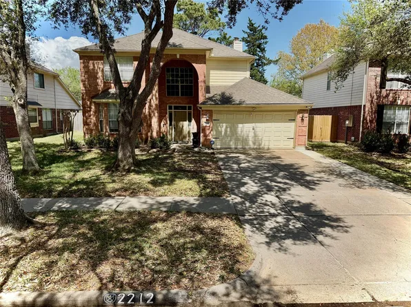 2212 Palm Lagoon Dr, League City, TX 77573