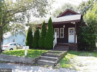 3 Manhattan Ave, Mantua, NJ 08051