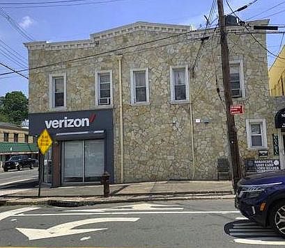 2nd image of 513 Bement Ave #2