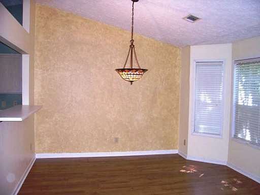 3rd image of 1218 Harbor Cv