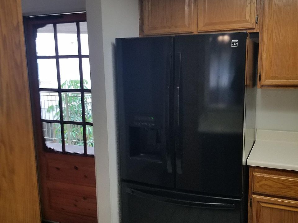 ENTRANCE OF UNIT