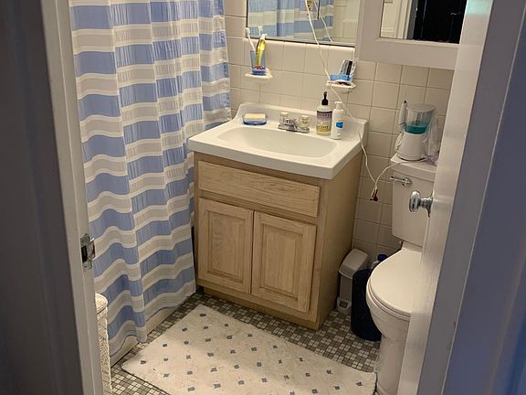 5th image of 2601 Pennsylvania Ave APT 254