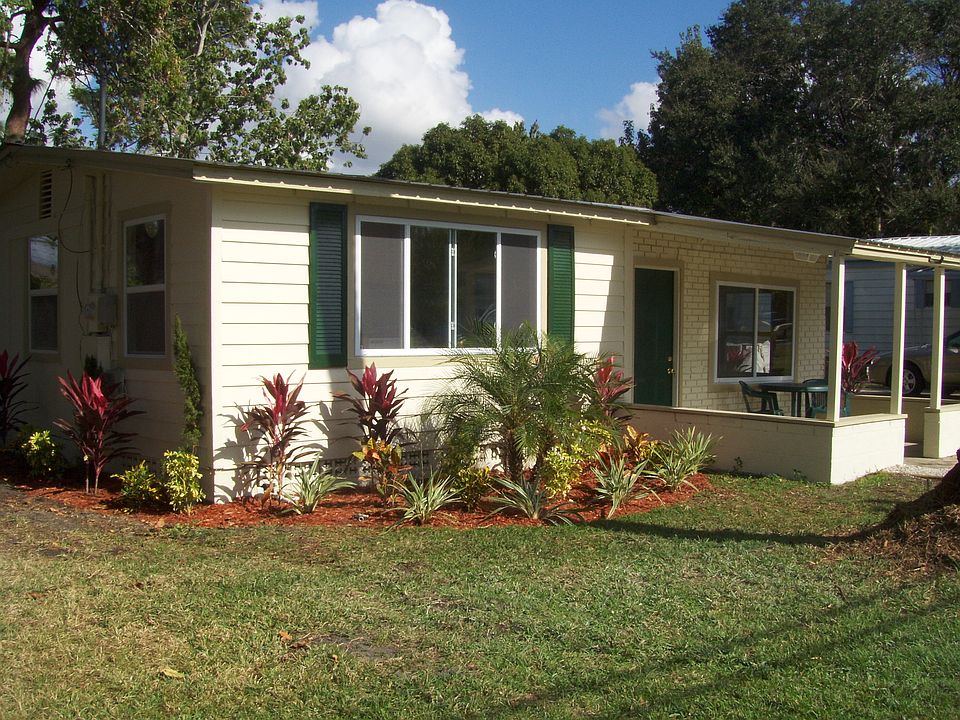 1st image of 2524 Highland Acres Dr