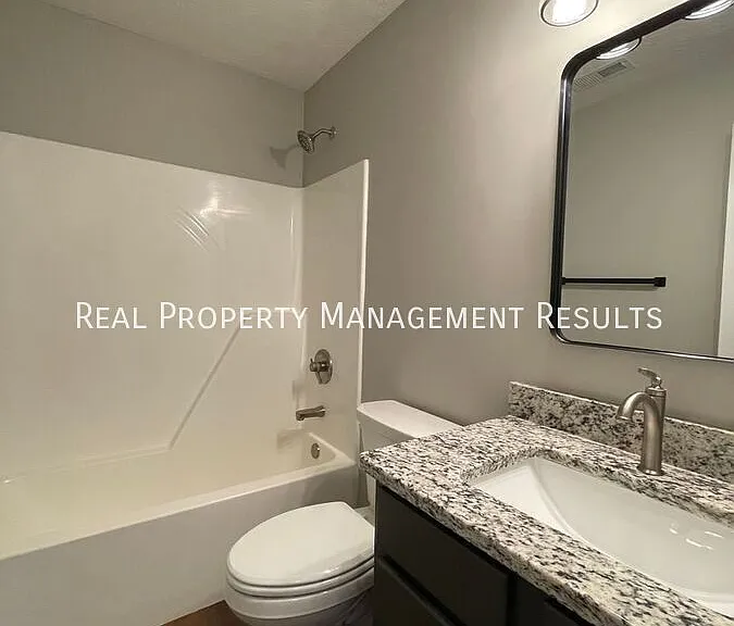 4800 Penrose Dr — Photo 7