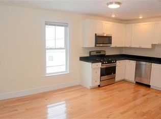 29 Putnam St, Somerville, MA 02143