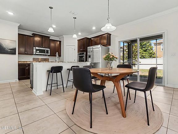 4th image of 16053 WILLOW BLUFF Court
