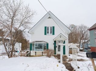 83 Maple St, North Brookfield, MA 01535