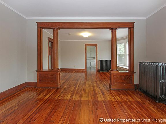 4th image of 1504 Muskegon Ave NW #2