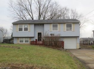 5643 Radcliffe Ave, Youngstown, OH 44515