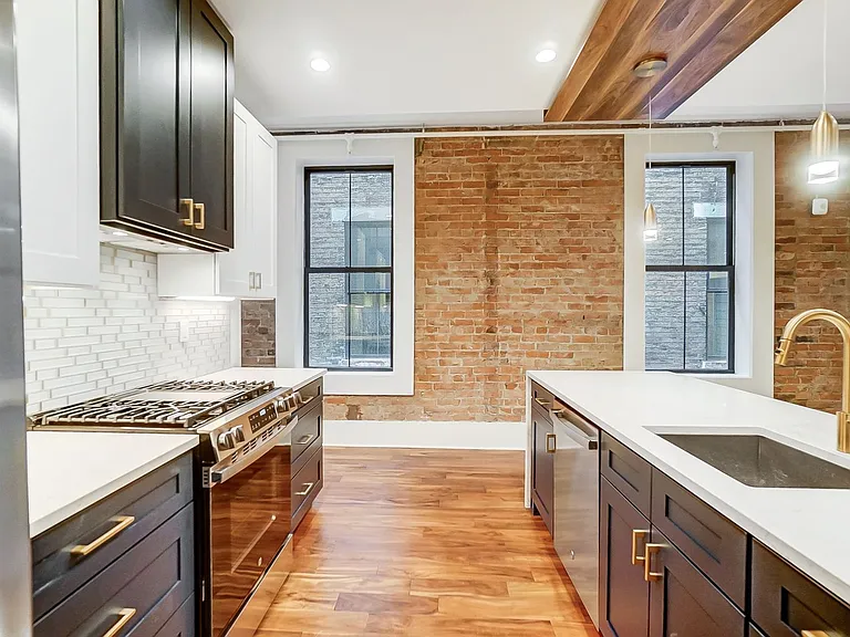 12-14 E 15th St — Photo 12