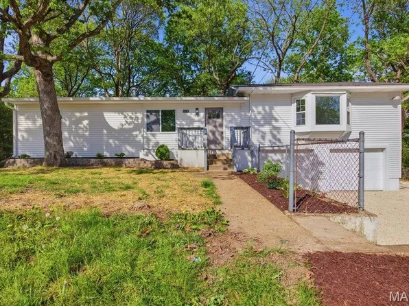 6230 Antire Rd, High Ridge, MO 63049