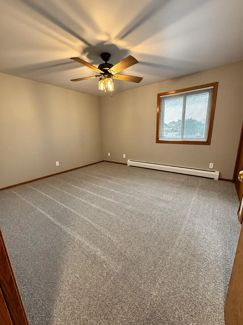 2 bed, 980 sqft, $1,245 — Photo 4
