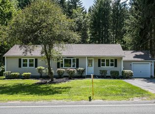 60 Sargent St, Belchertown, MA 01007
