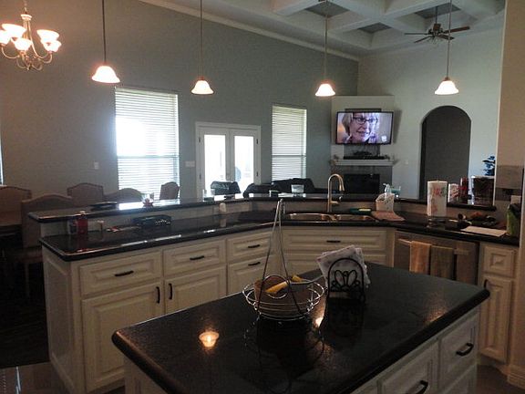 4th image of 4214 Southfork