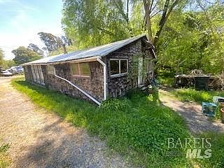 3rd image of 9688 Barnett Valley Road