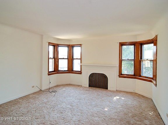 2nd image of 1822 Oak Park Ave