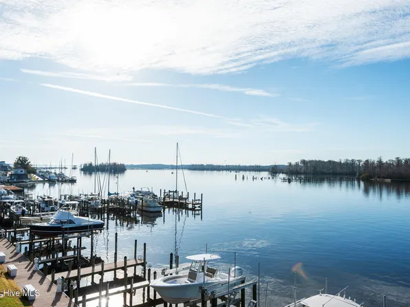 425 W Main Street #303, Washington, NC 27889