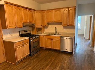 2203 W Rice St APT 1E, Chicago, IL 60622