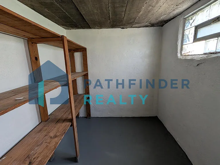 53 W Maplewood Ave — Photo 12