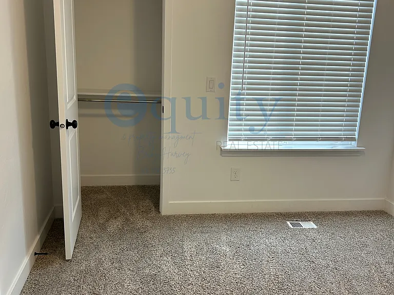 4218 W Coral Pink Ct #1 — Photo 17