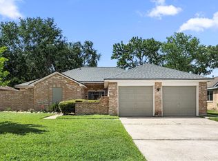 6114 Elkwood Forest Dr, Houston, TX 77088