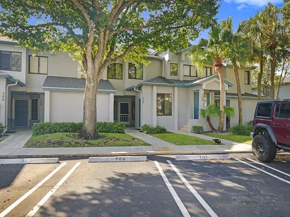 703 Harbour Pointe Way #703, Greenacres, FL 33413