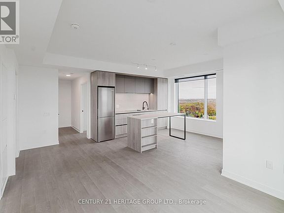 4th image of 2495 Eglinton Ave W #1411