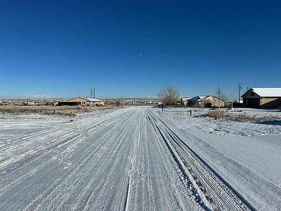 5th image of 946 E Walden Dr