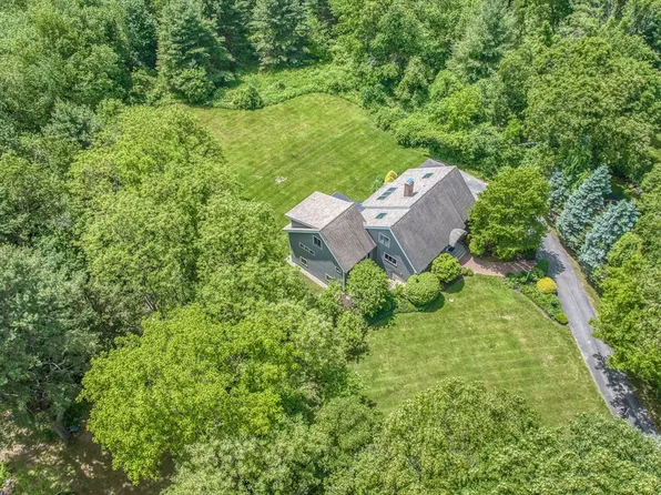 72 Osgood St, Andover, MA 01810