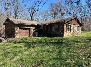 380 Madison St #6518, Huntsville, AR 72740